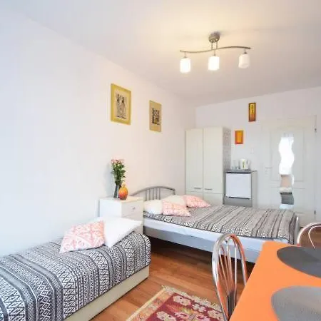 Malgo Bed & Breakfast 3*